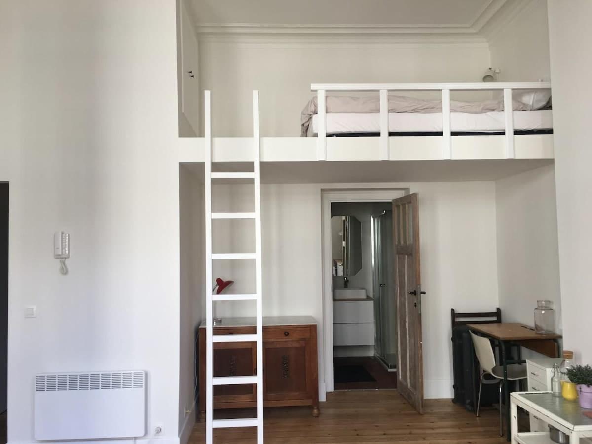 Charming Studio In The Heart Of Saint-Gilles Брюксел Екстериор снимка